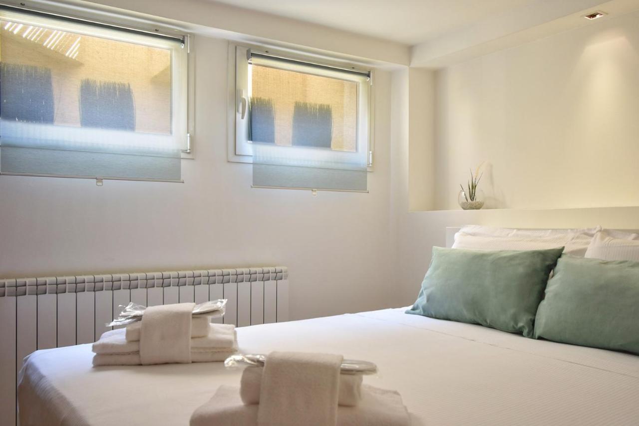 Luxury Battisti Apartment ปาโดวา ภายนอก รูปภาพ