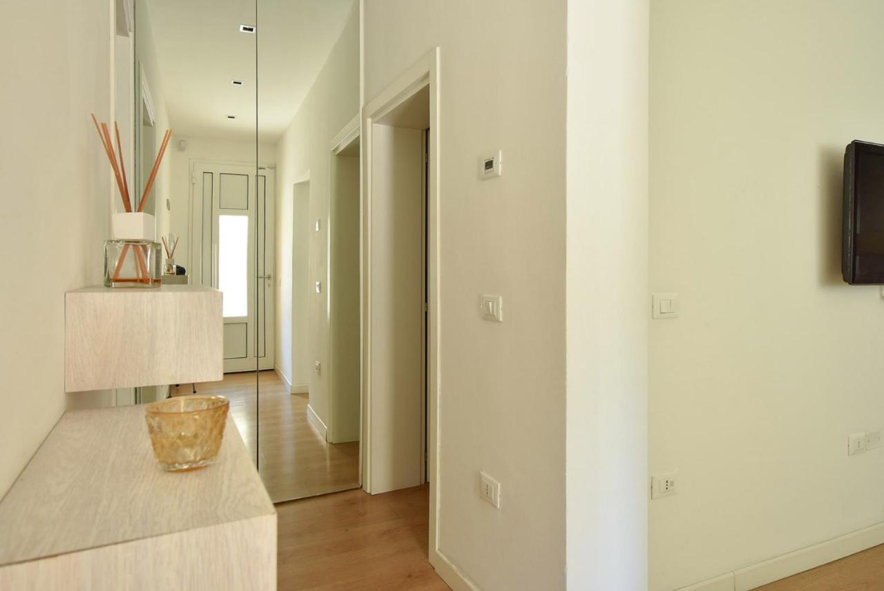 Luxury Battisti Apartment ปาโดวา ภายนอก รูปภาพ